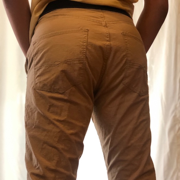 Levi’s pants - Picture 2 of 3